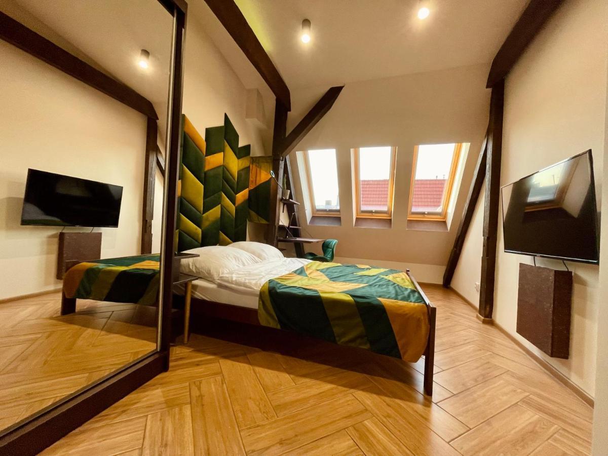Long Attic Studio Poznan Luaran gambar