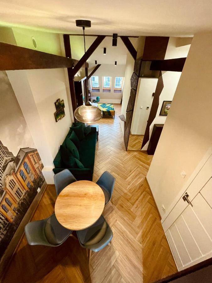 Long Attic Studio Poznan Luaran gambar